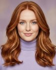 Cheveux cuivr&eacute;s romantiques