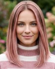Style long pour cheveux rose doux