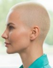 Coupe rasée féminine