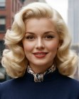 Cheveux blond décoloré, années 1950