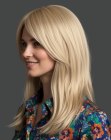 Cheveux longs blonds